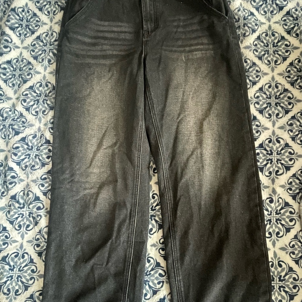 SHEIN Black Relaxed Jeans with Distressed Look